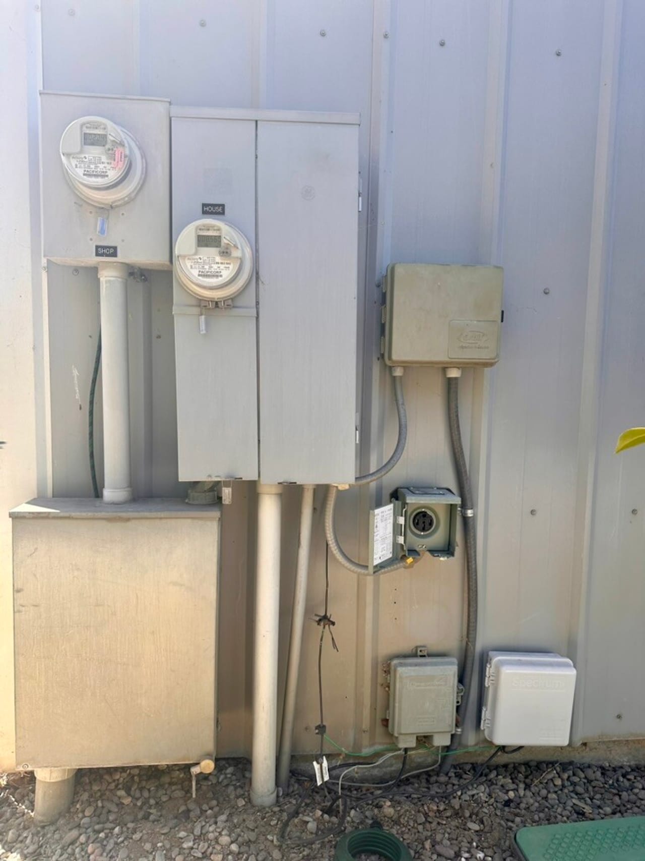 Listing Image 6