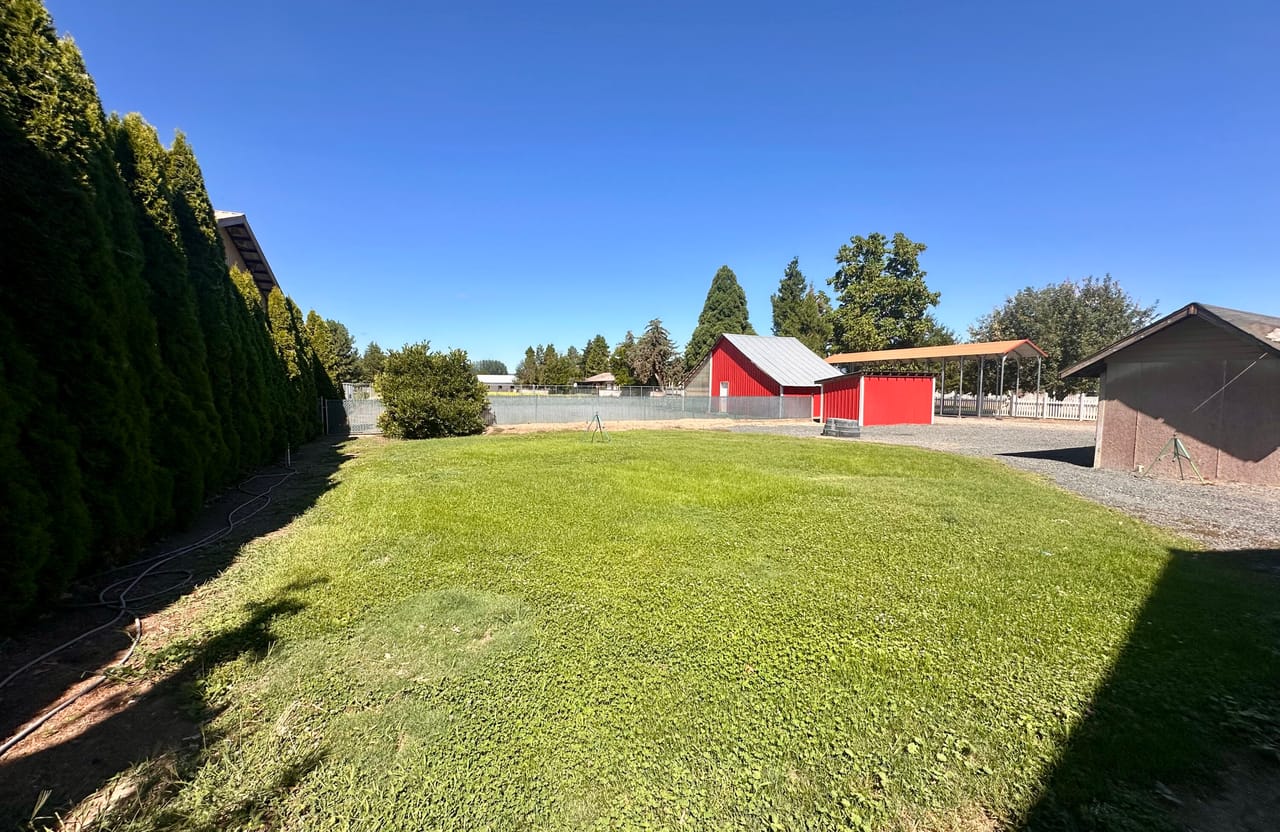 Listing Image 23