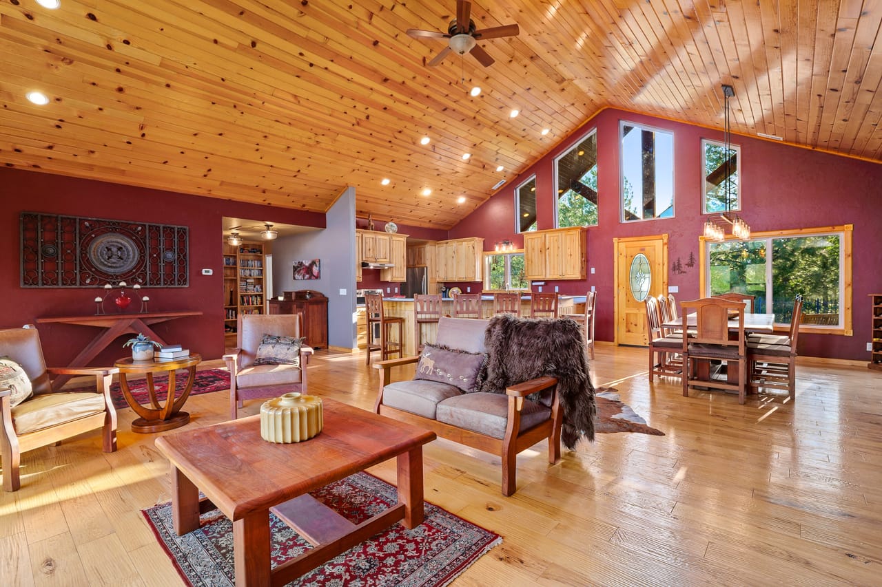 Listing Image 23