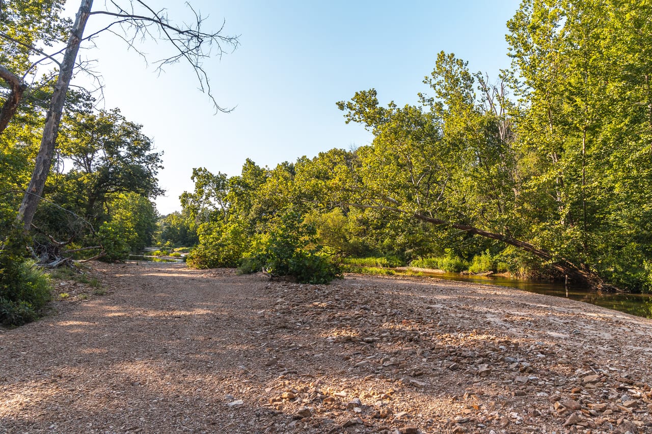 Listing Image 76