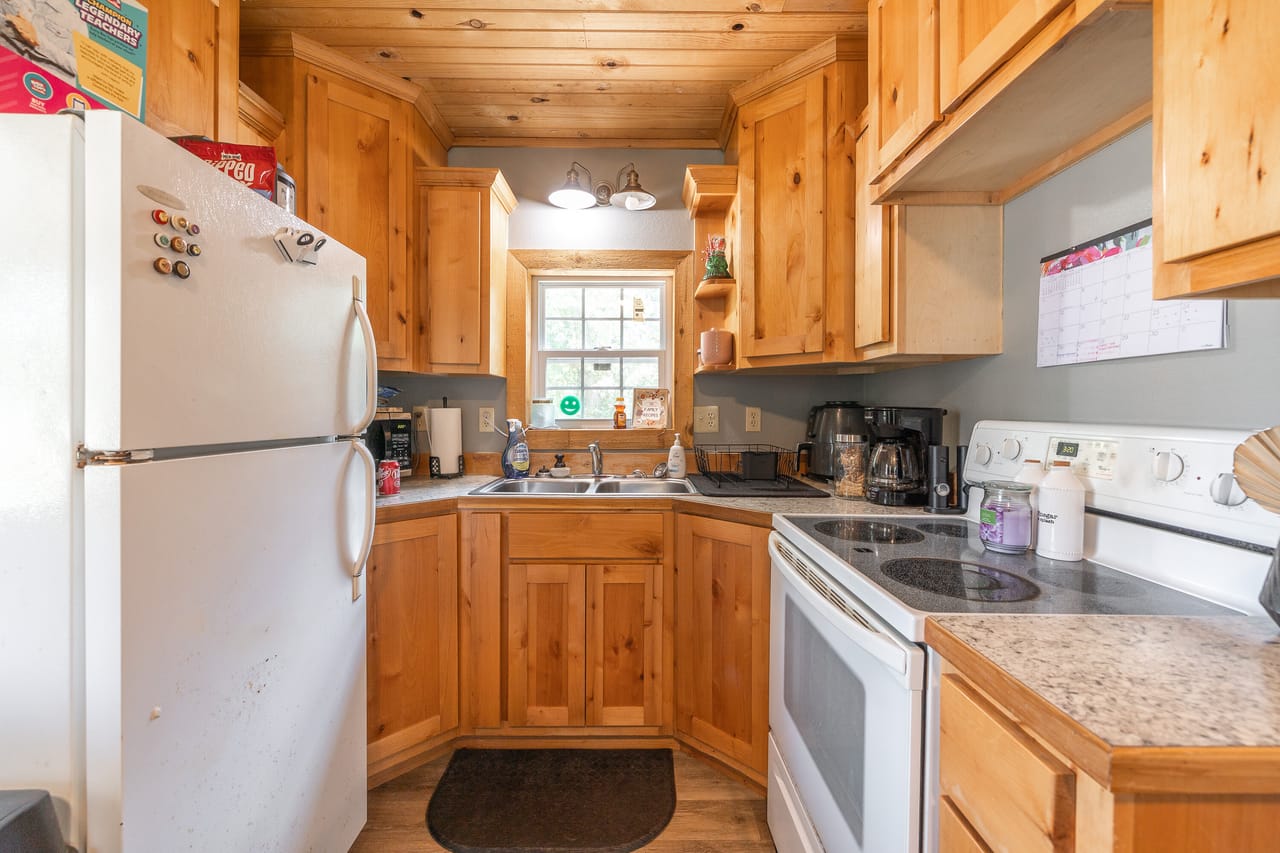 Listing Image 19
