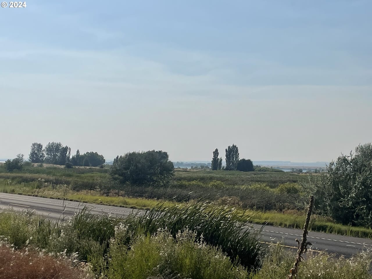 Irrigated ground/Exceptional Duck Hunting Grounds with buildable lots for a hunting retreat.