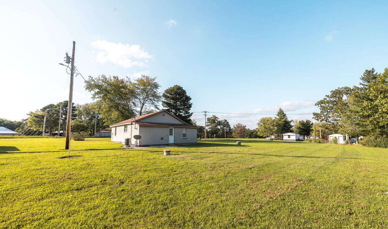 Listing Image 27