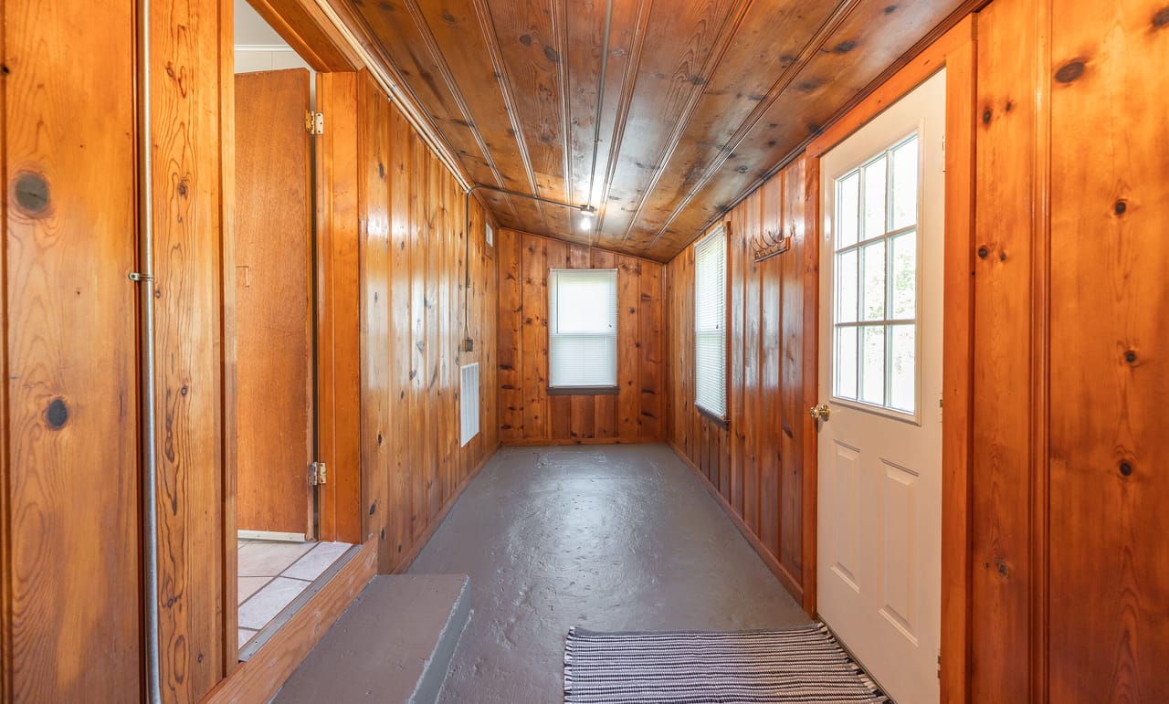 Listing Image 49