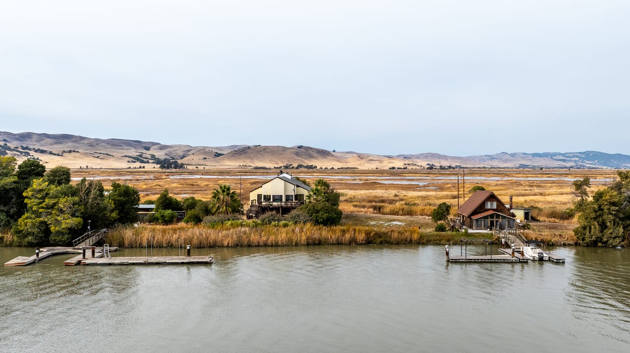 Listing Image 42