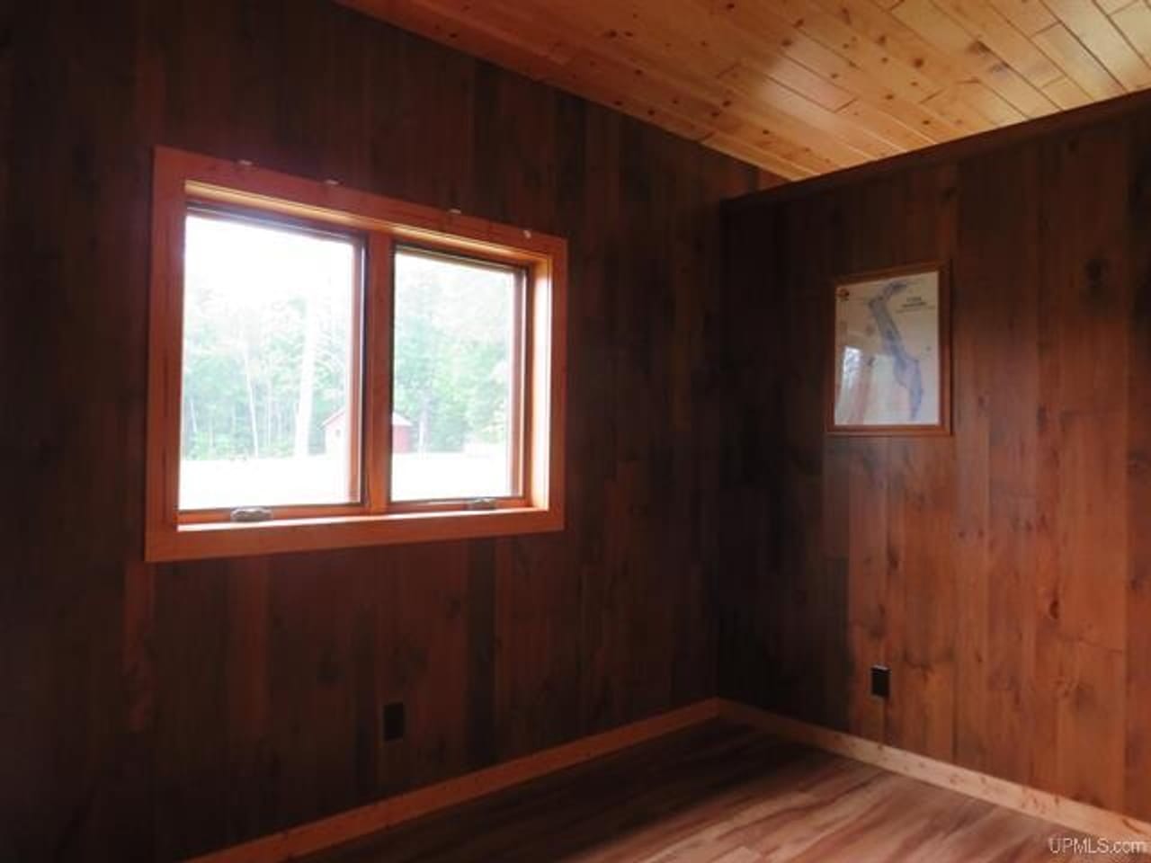 Michigan Hunt/Fish Cabins 50151265