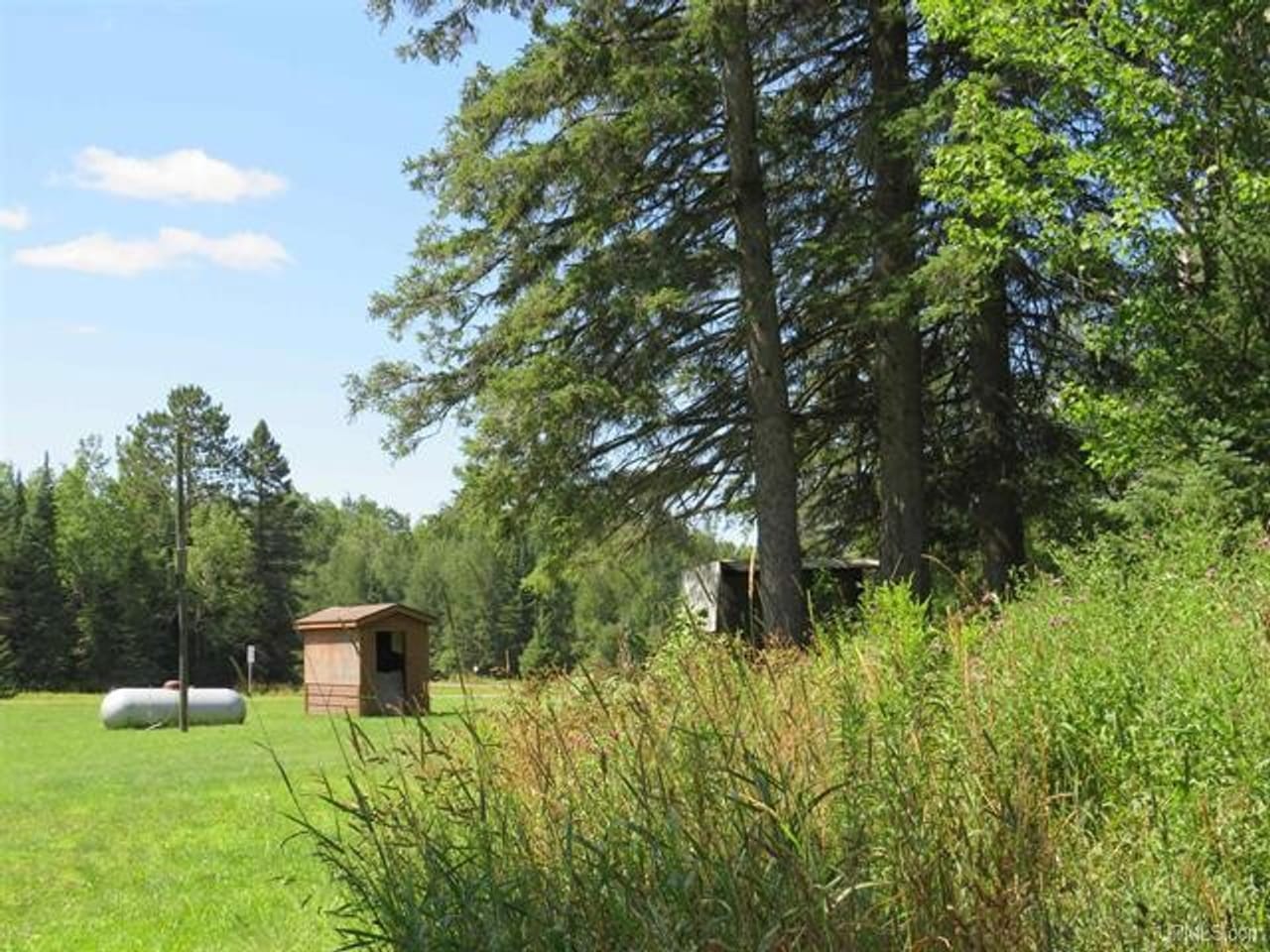Michigan Hunt/Fish Cabins 50151265