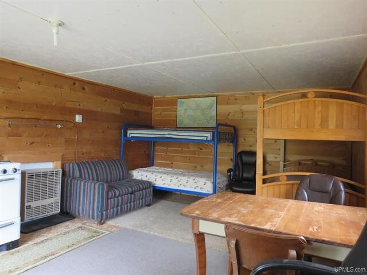 Michigan Hunt/Fish Cabins 50151265