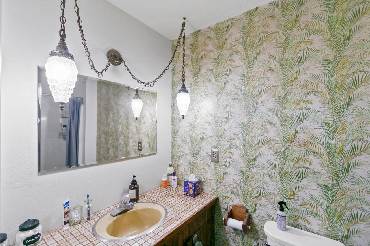 62370 Byram Rd - Captivating Home with Irrigated Pasture