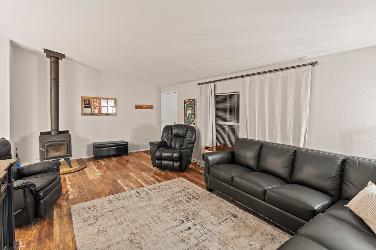 Listing Image 58