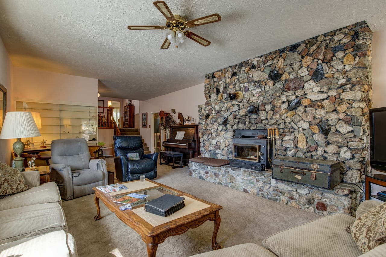 Listing Image 71