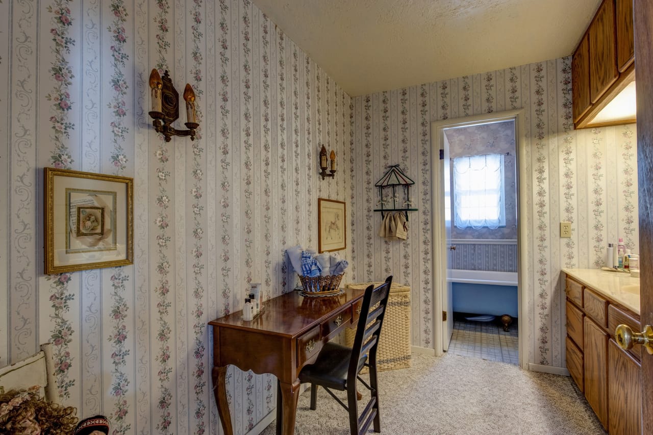 Listing Image 13
