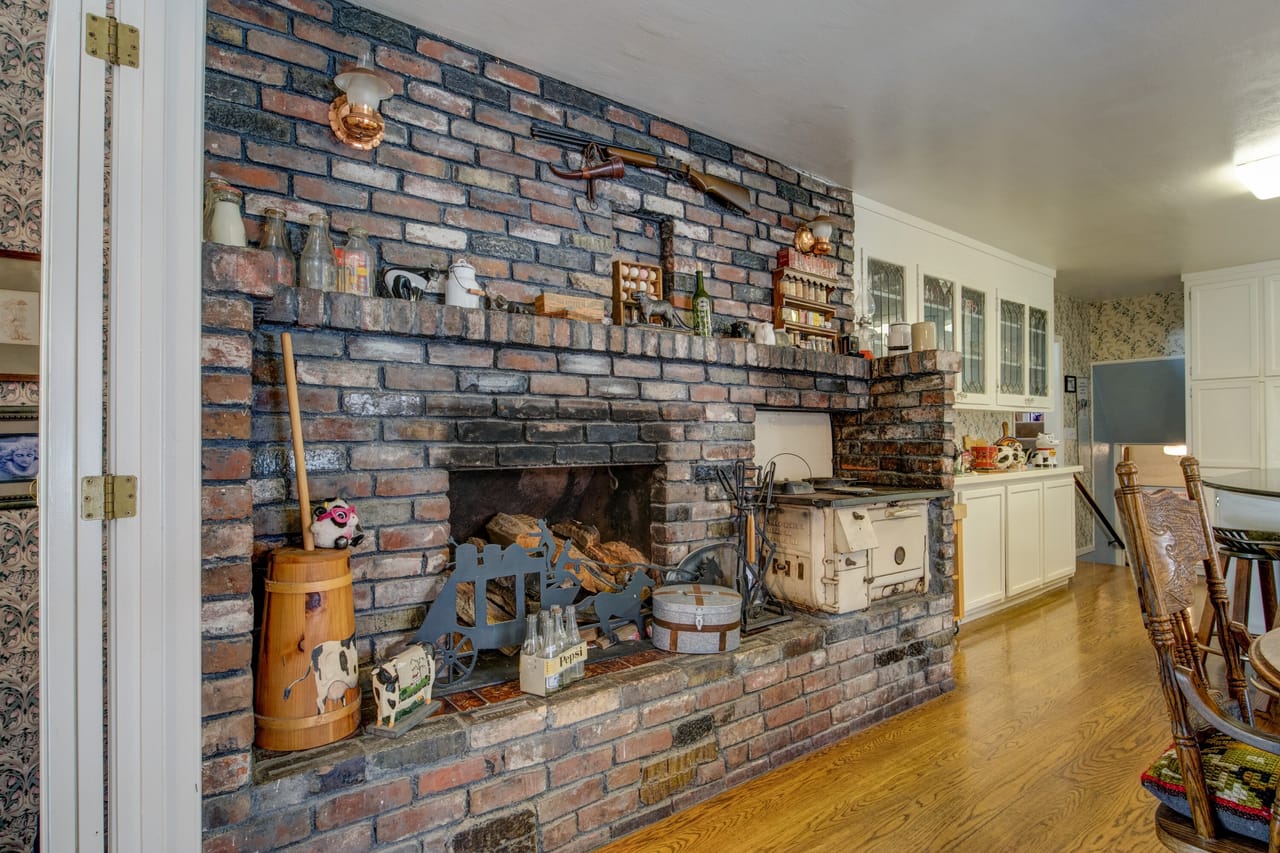 Listing Image 55