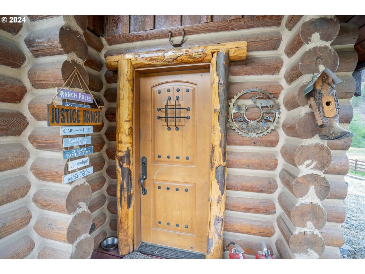 Listing Image 16