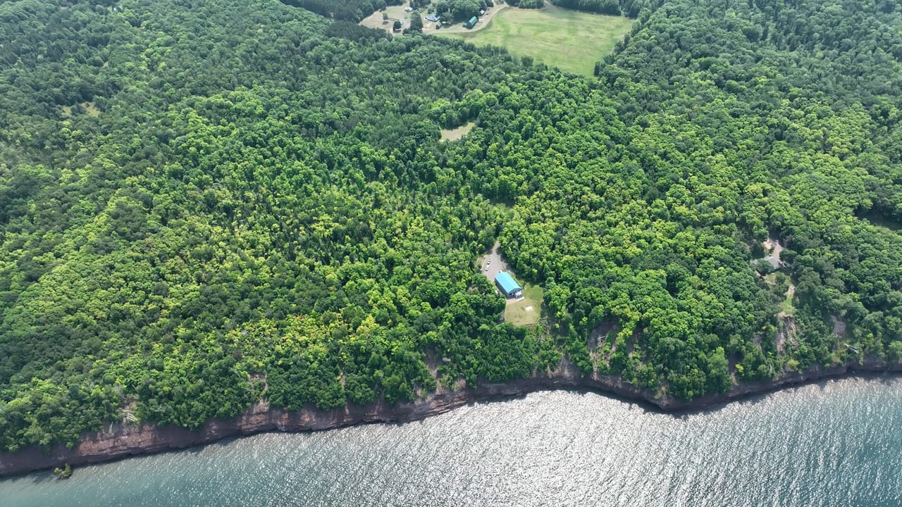 Listing Image 9