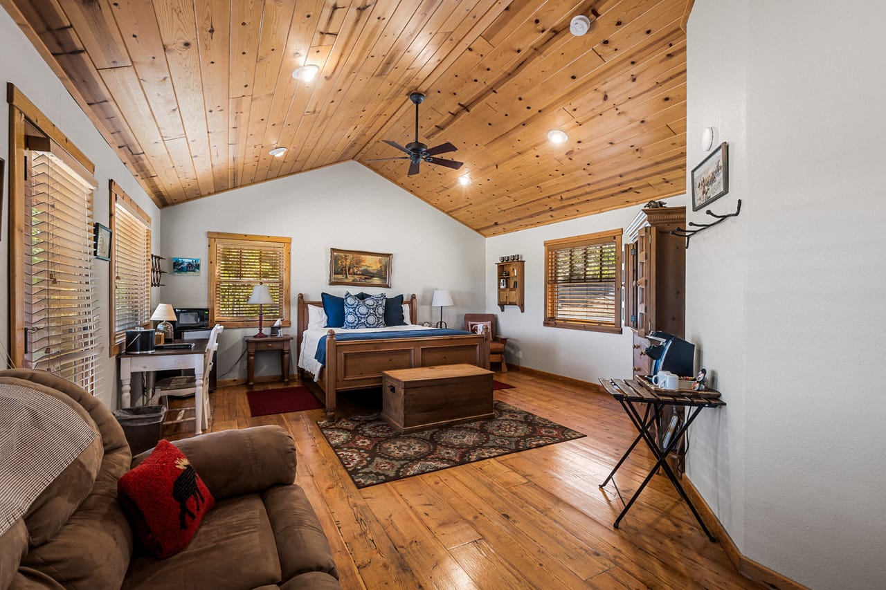 Listing Image 65