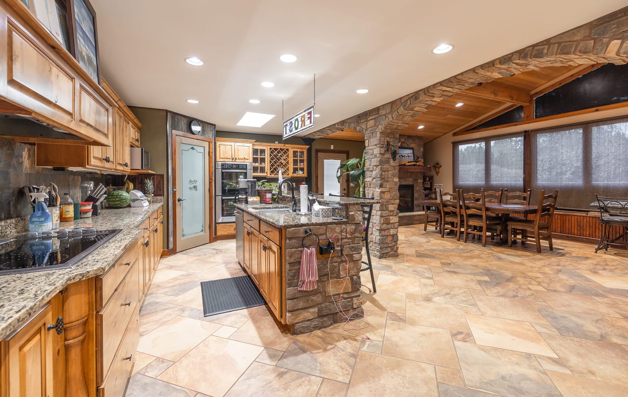 Listing Image 55
