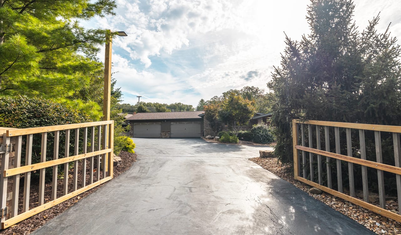 Listing Image 65
