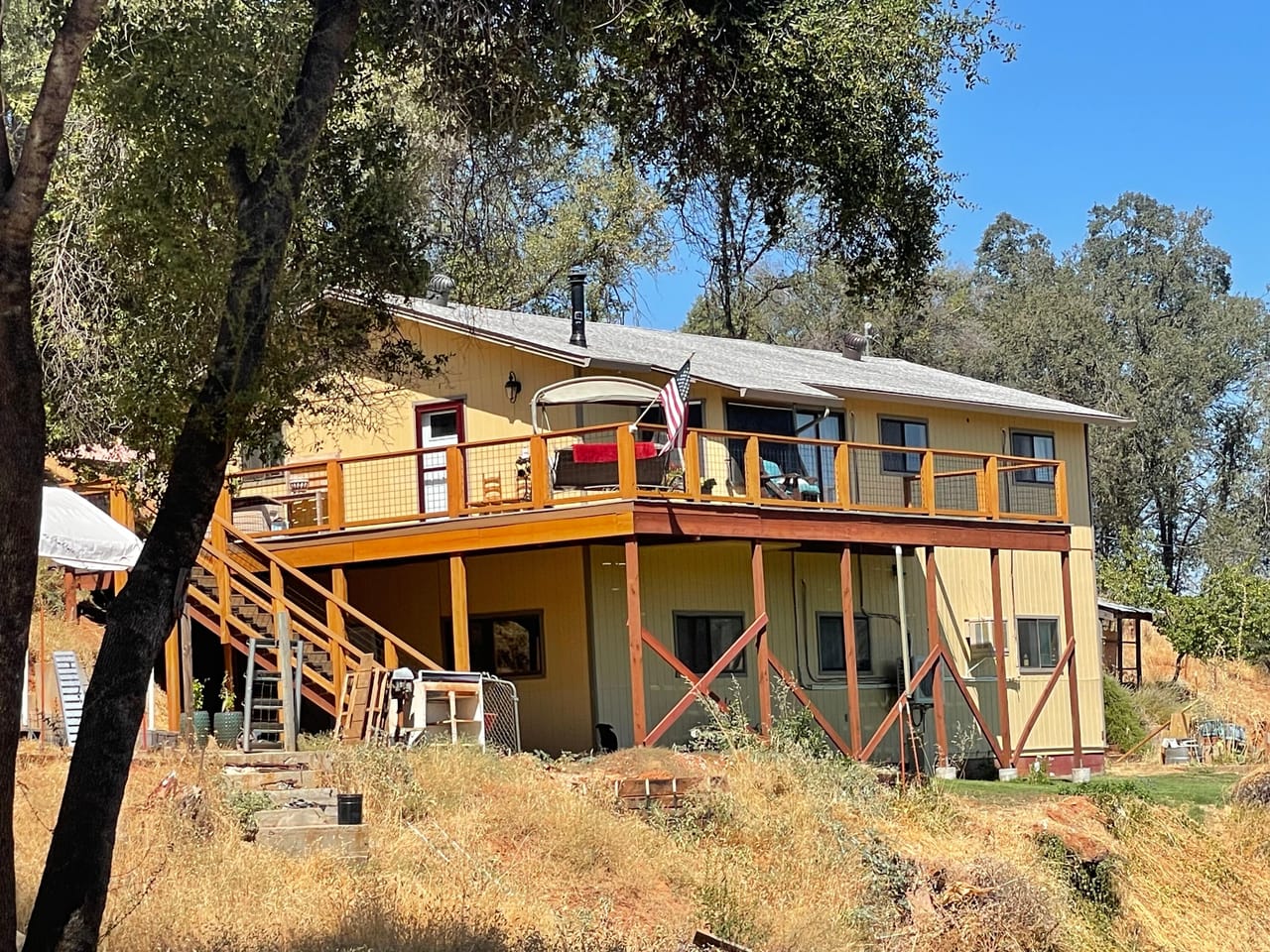 Golden Oaks Vista