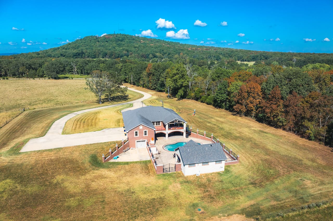 Listing Image 43