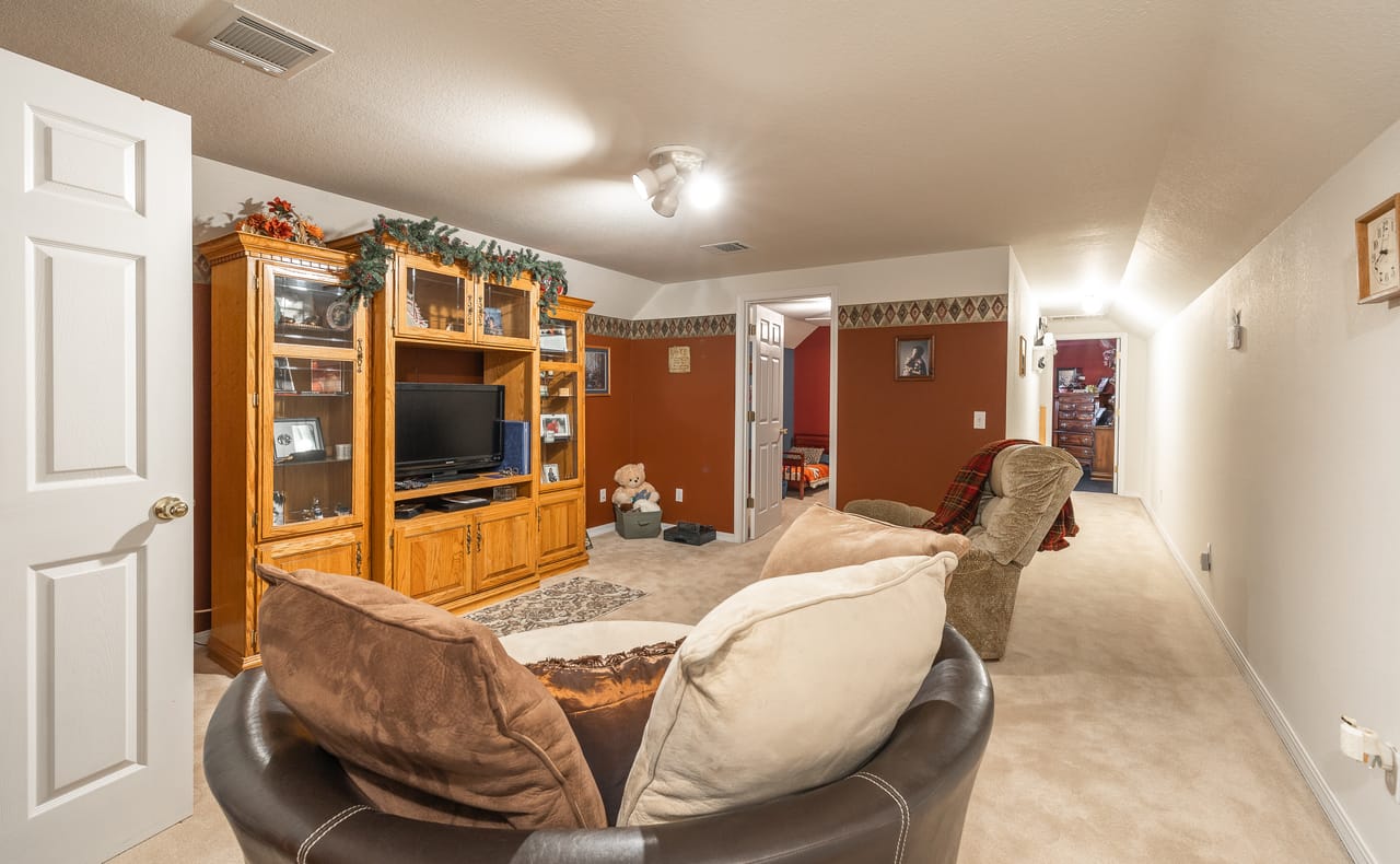 Listing Image 35