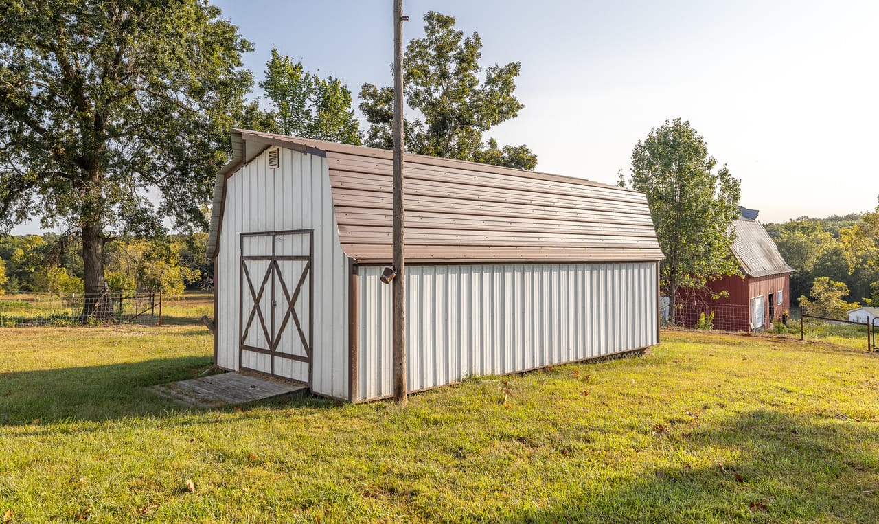 Listing Image 10