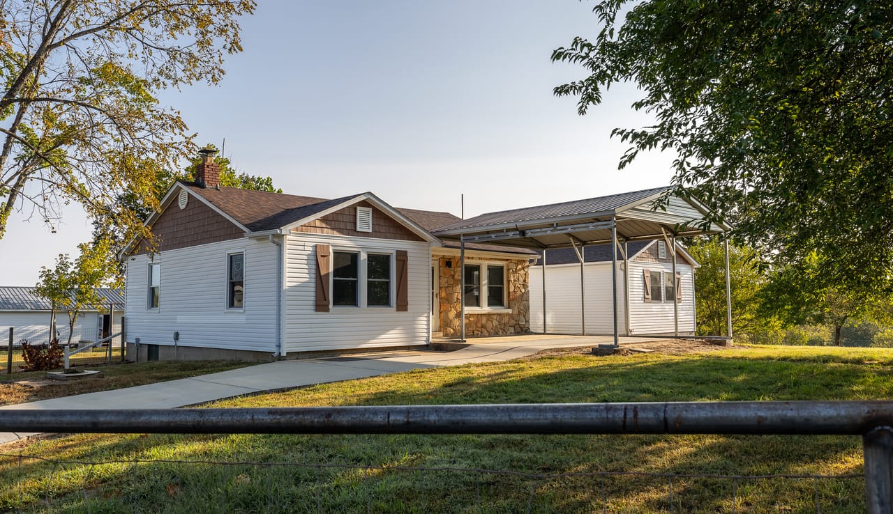 Listing Image 14