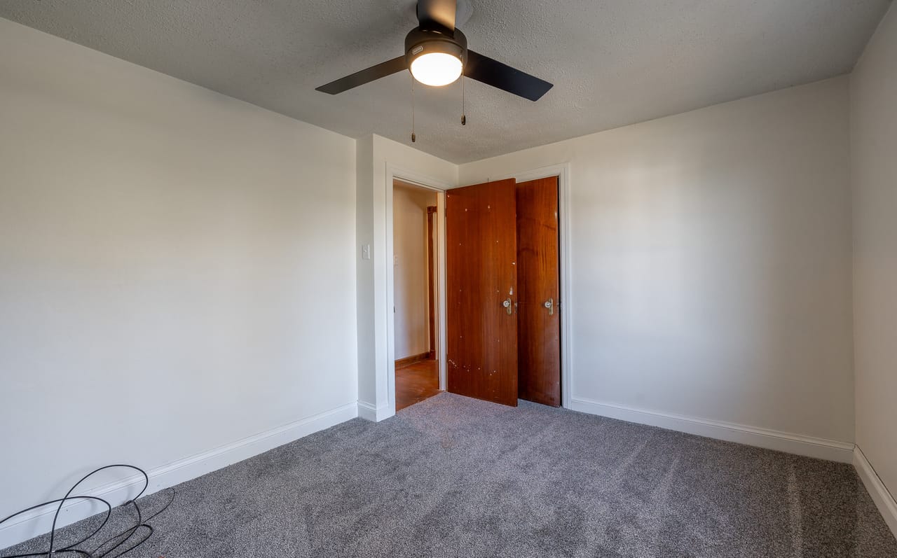 Listing Image 69