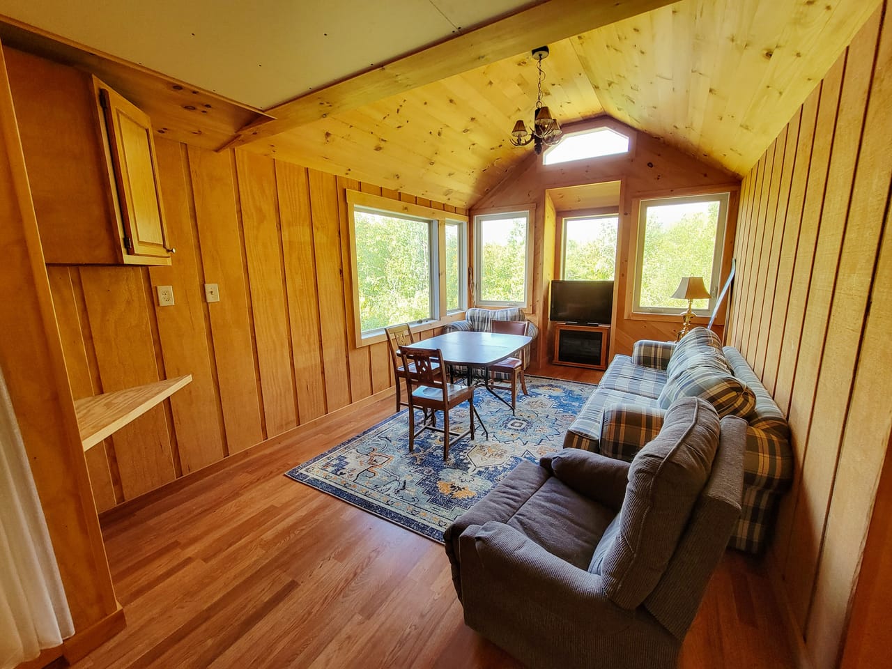 Listing Image 12