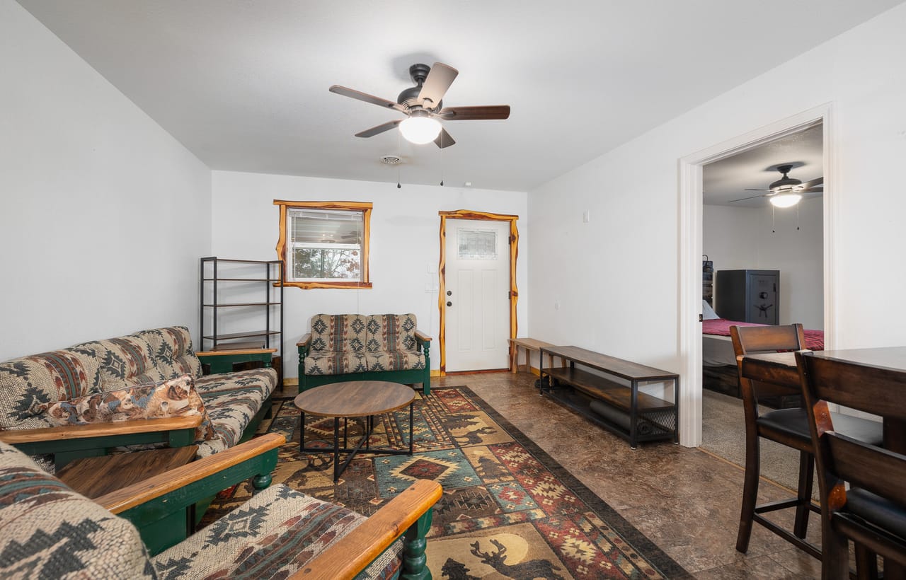 Listing Image 13