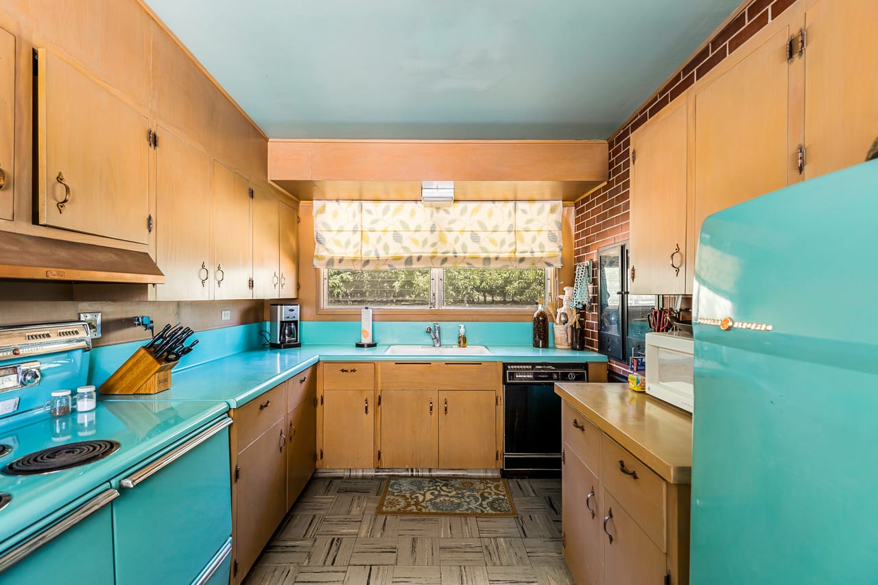 Listing Image 15