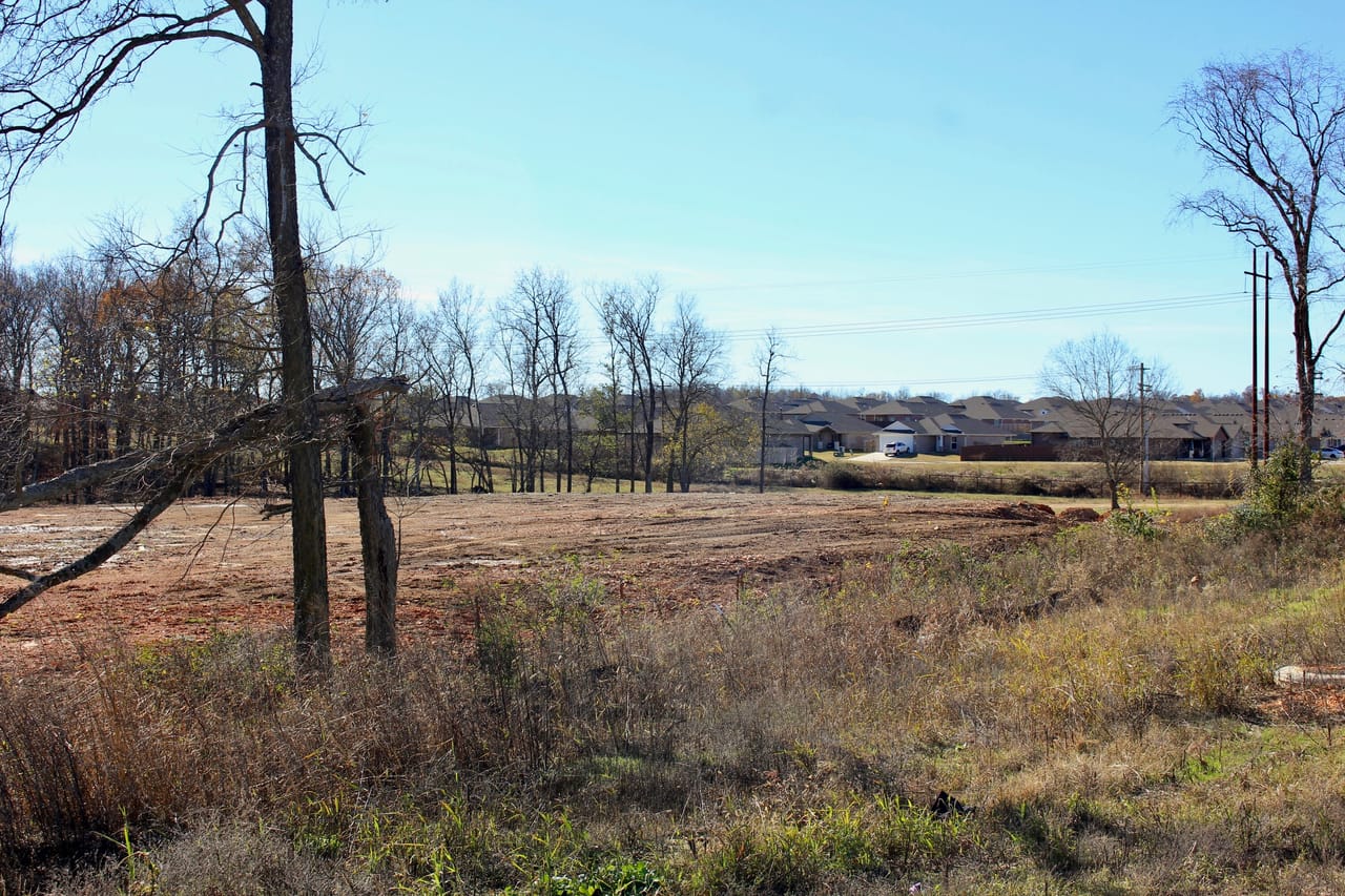 Listing Image 12