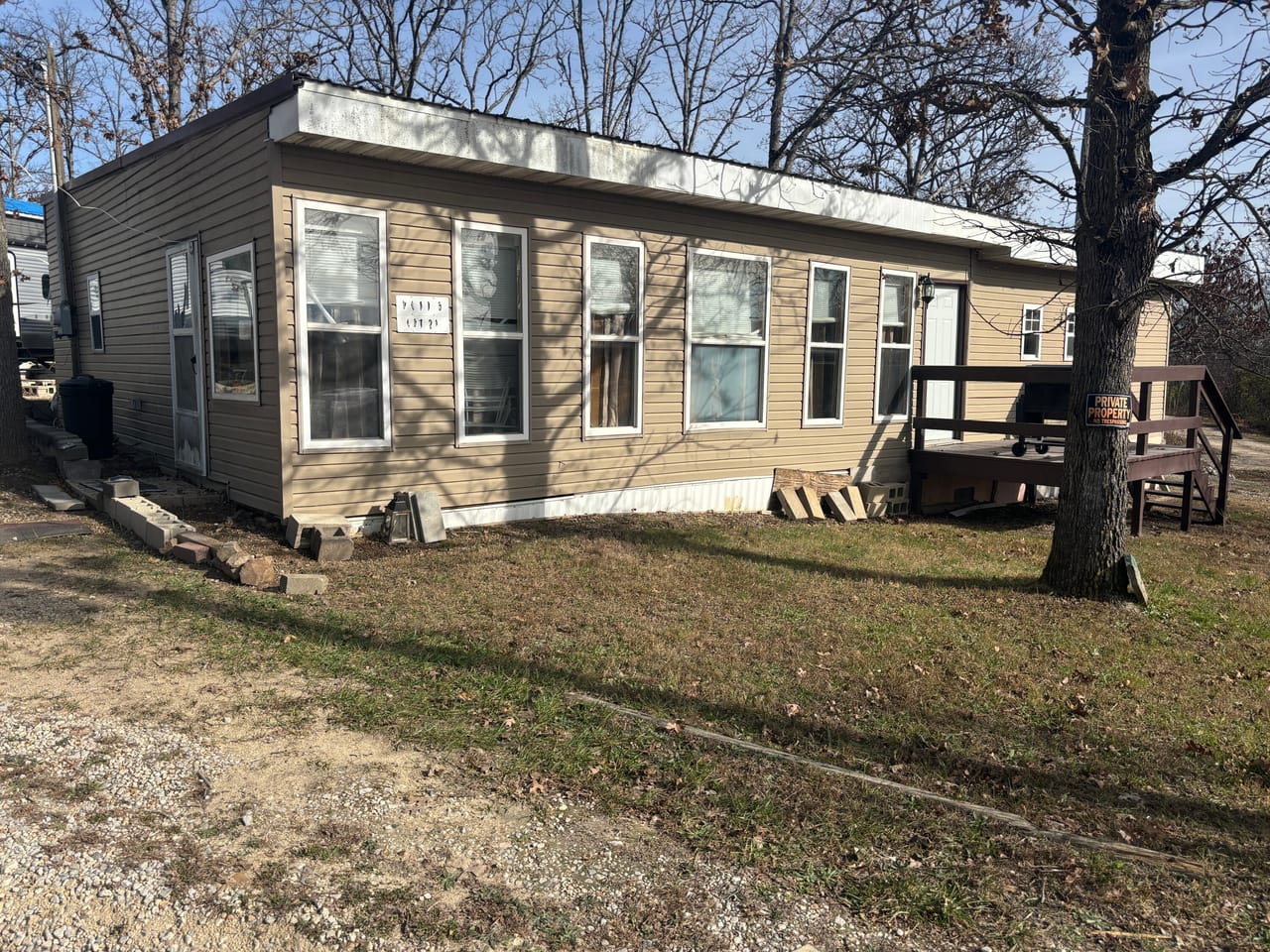 Listing Image 4