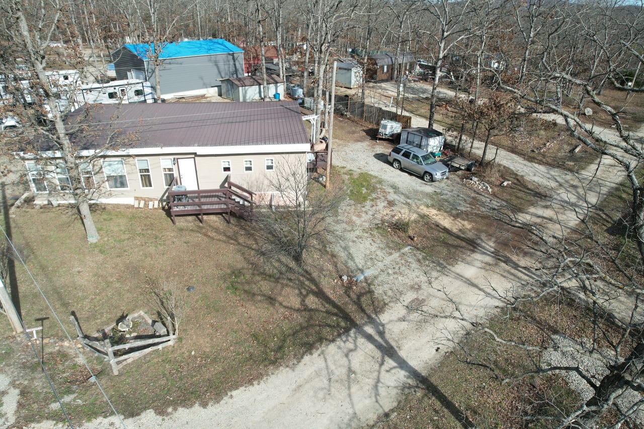 Listing Image 12