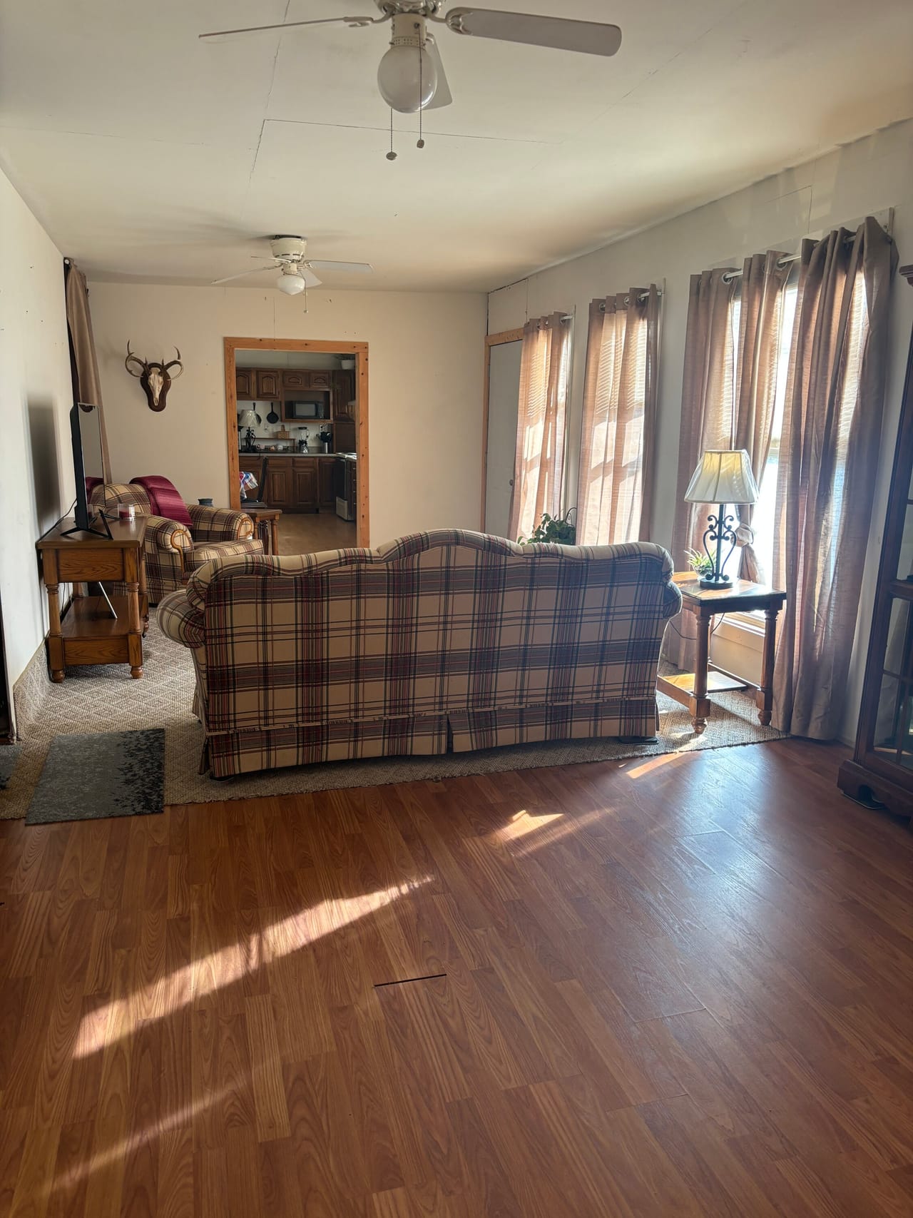 Listing Image 19