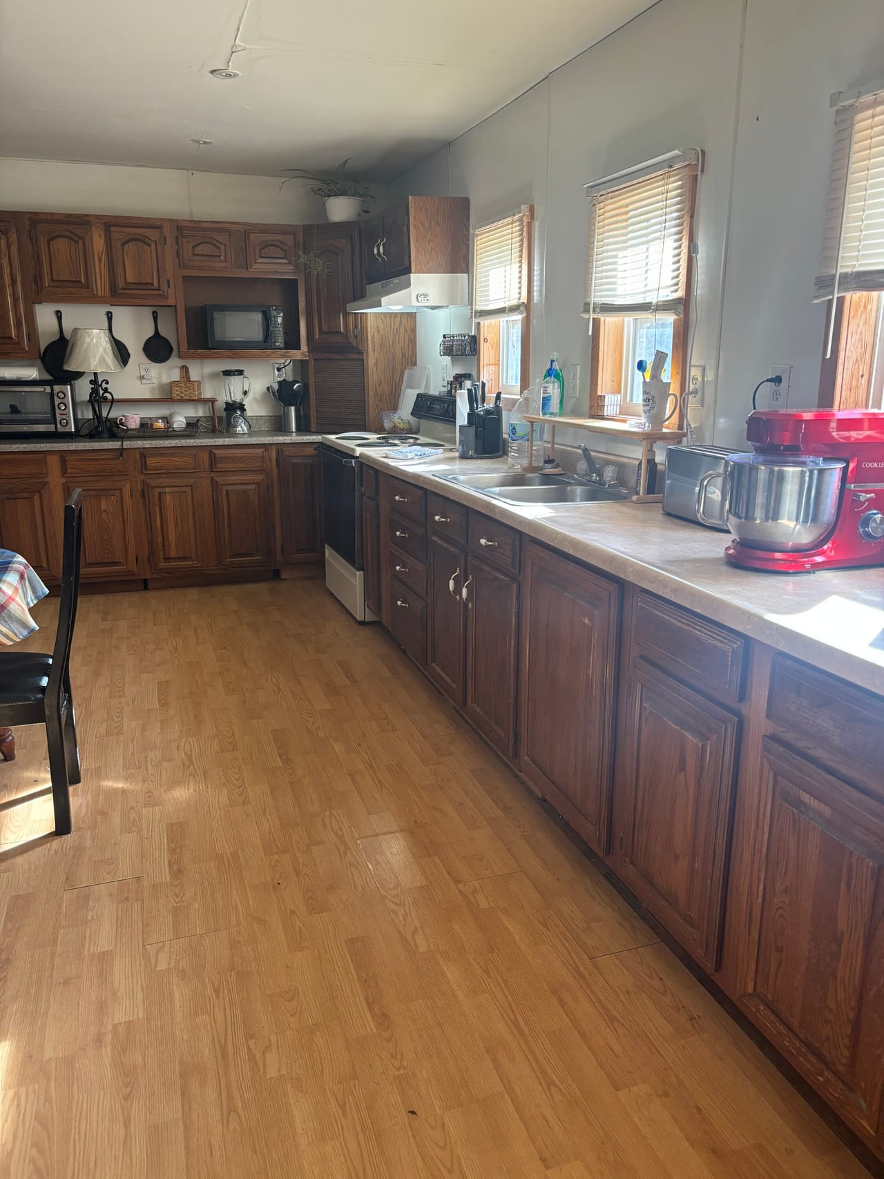 Listing Image 24