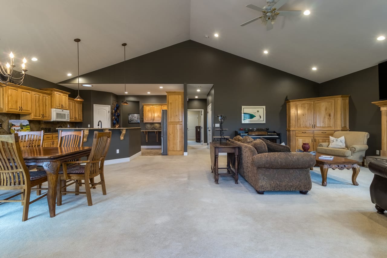 Listing Image 53