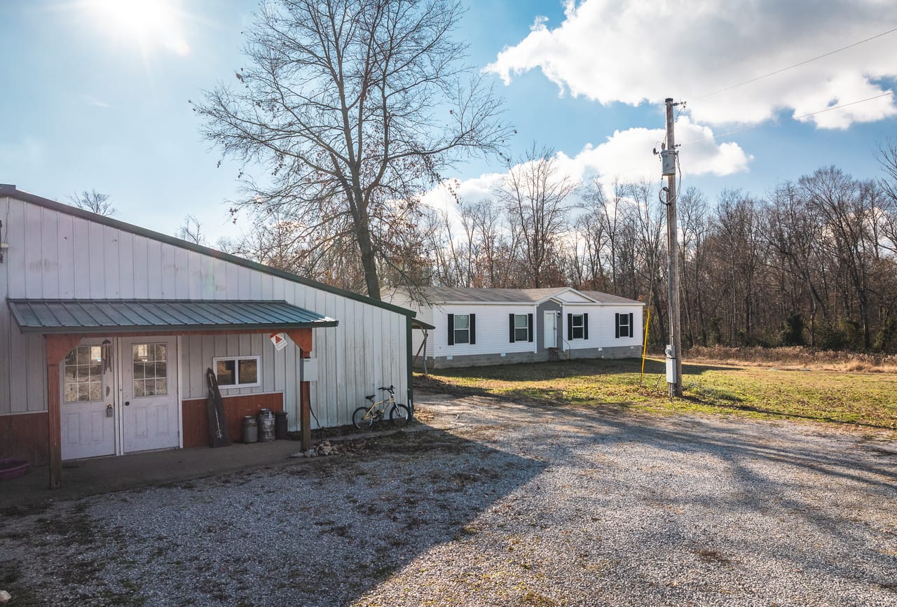 Listing Image 1
