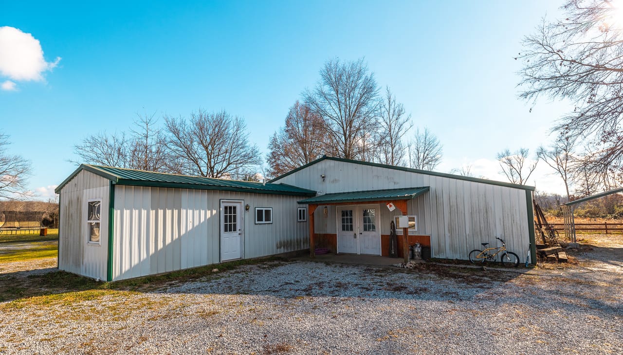 Listing Image 32