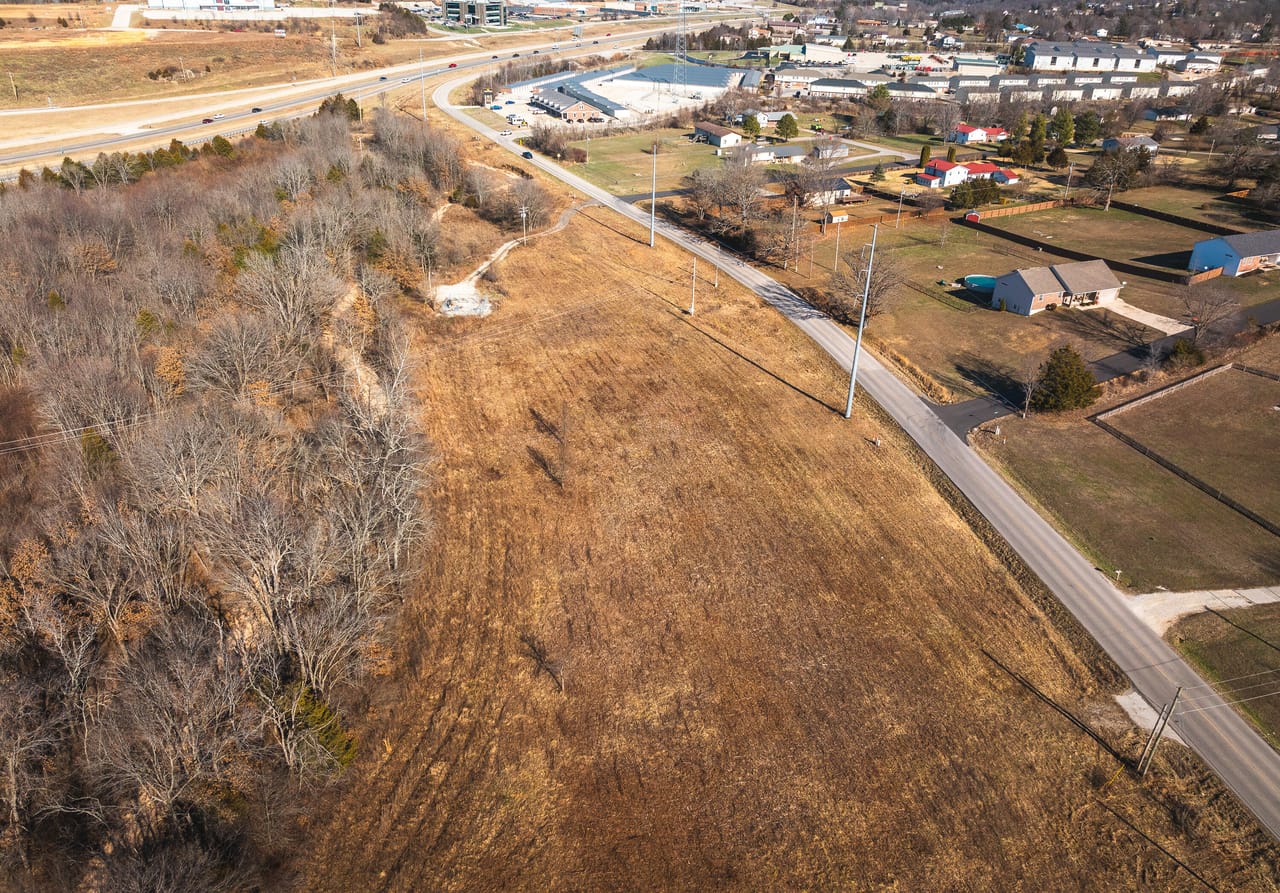Listing Image 16