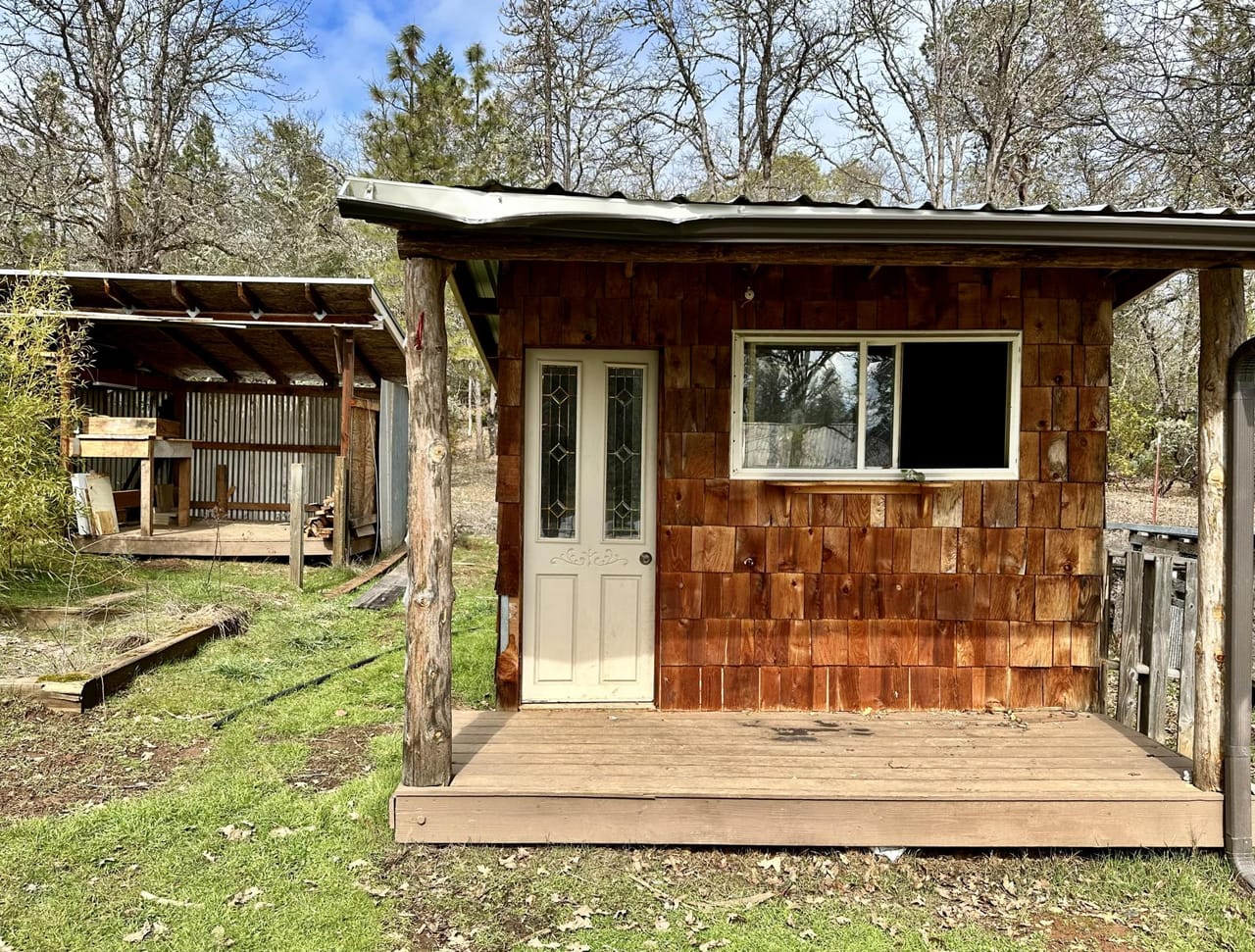 Listing Image 52