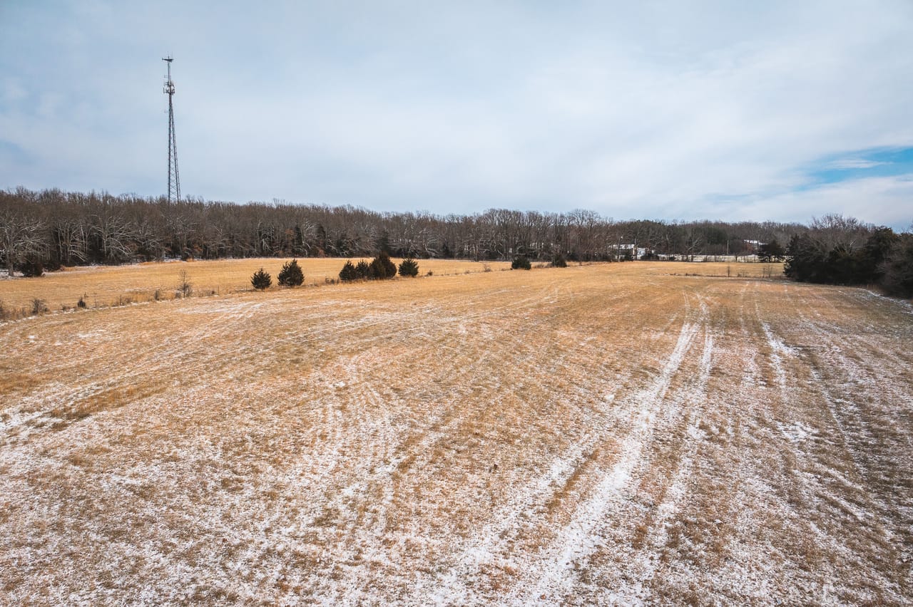 Listing Image 6