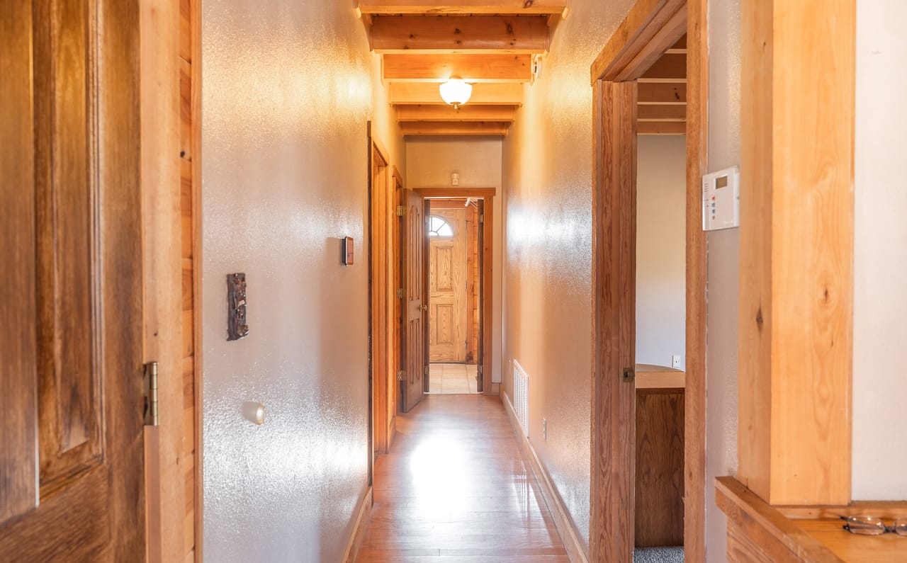 Listing Image 53
