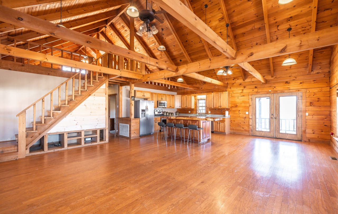 Listing Image 19