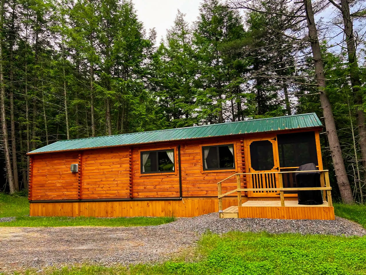 282 Community Dr - Randolph