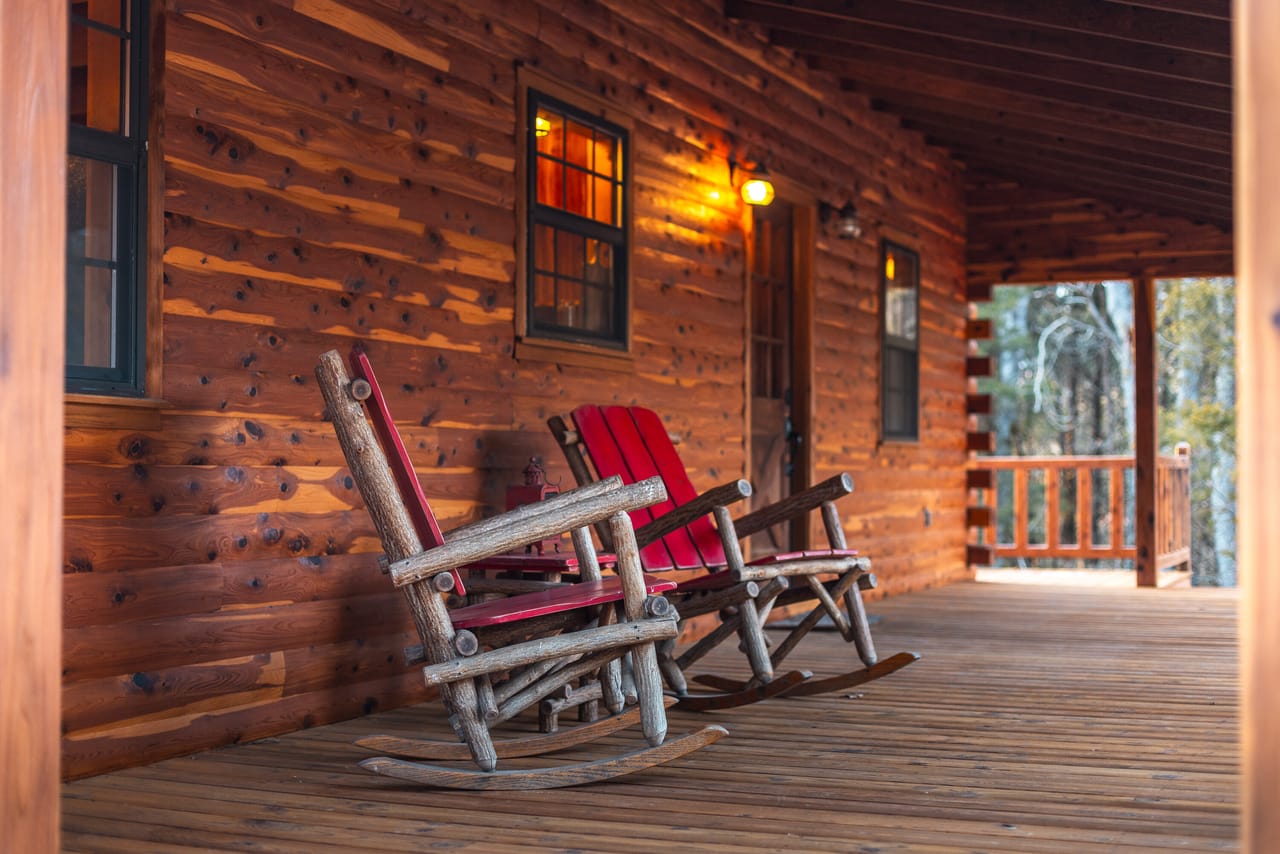 Creekside Lodge