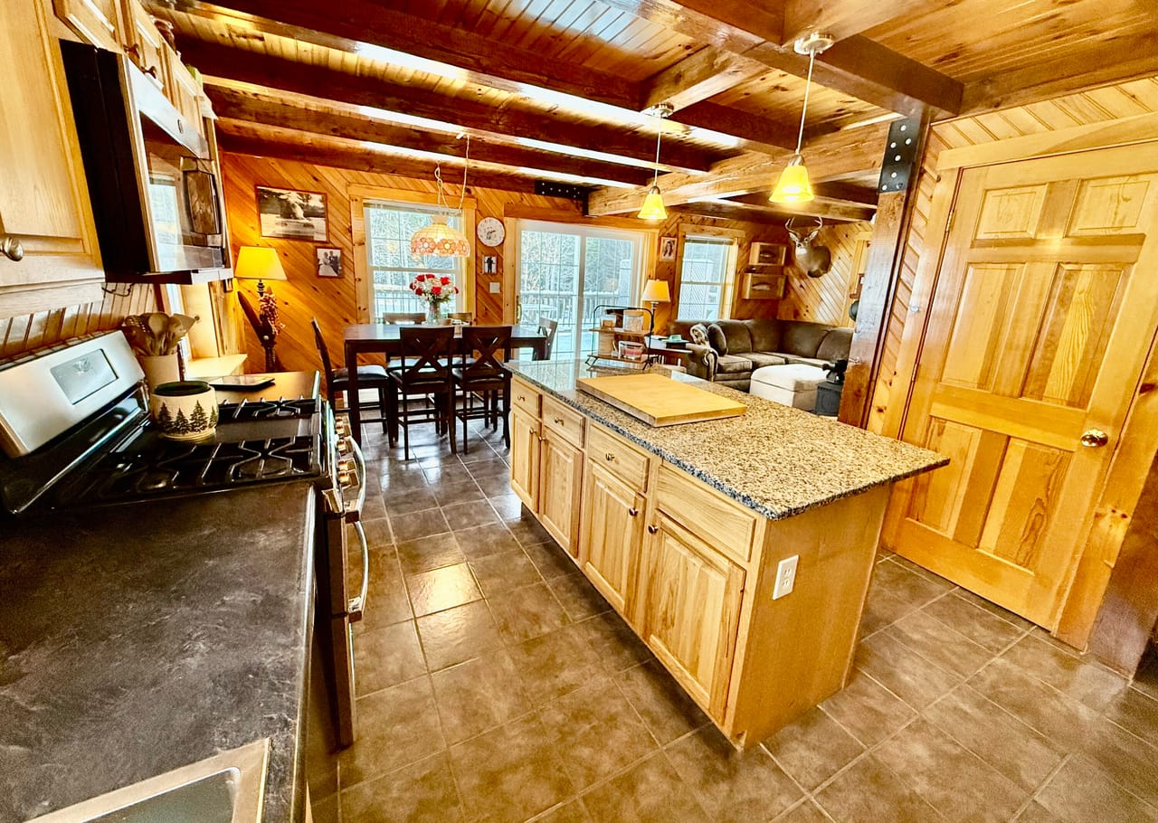 Listing Image 50