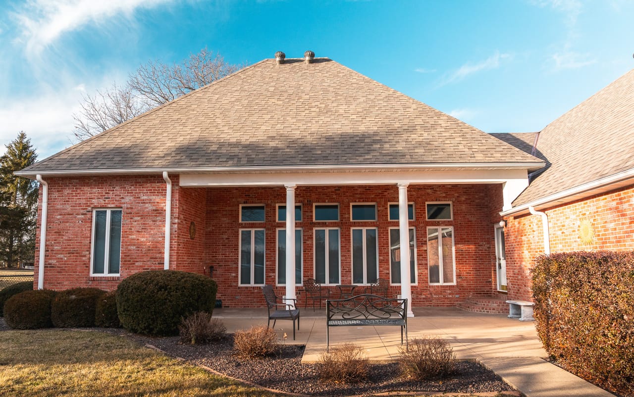 Listing Image 7