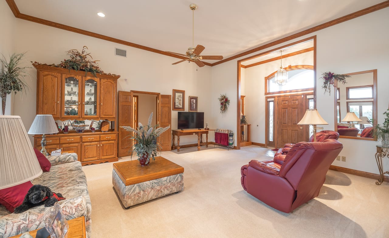 Listing Image 21
