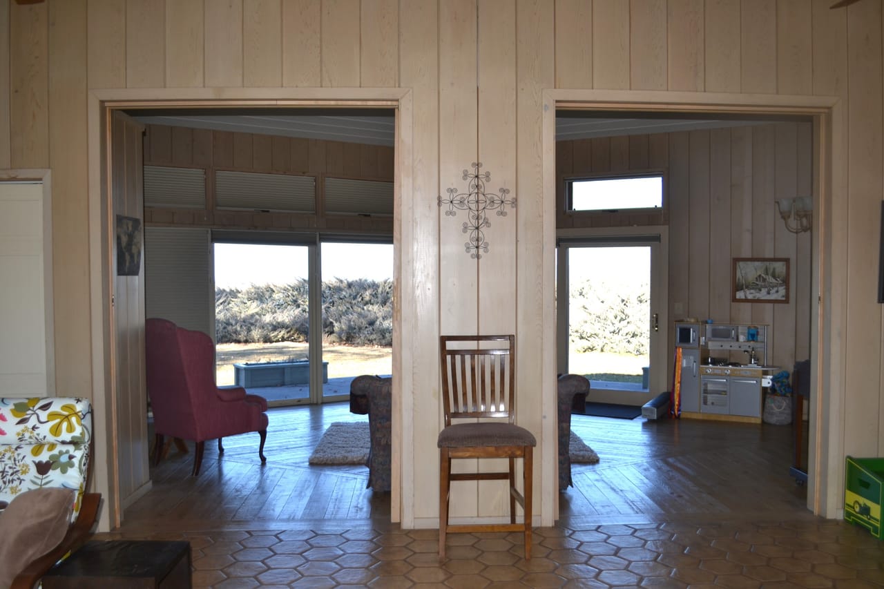 Listing Image 198